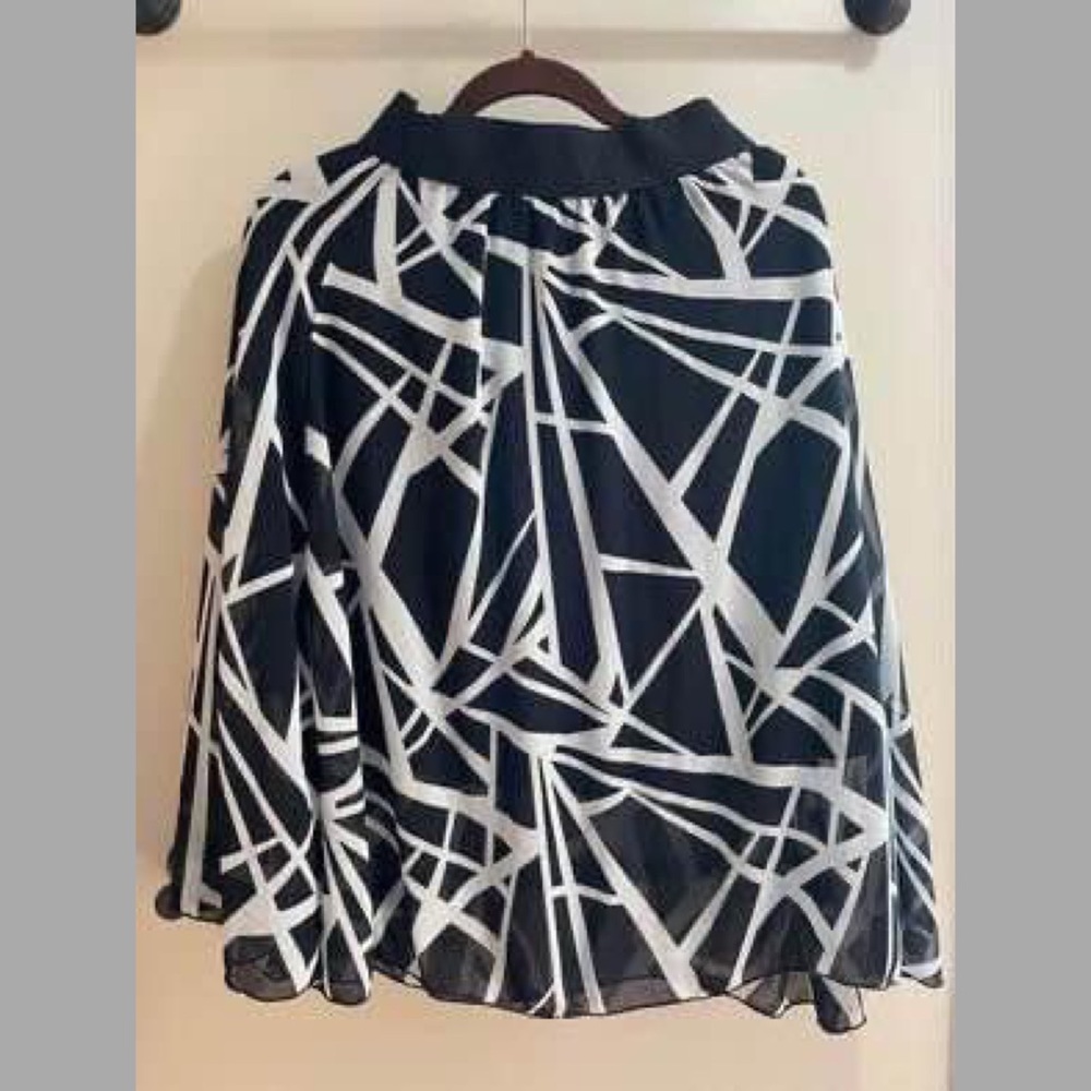 Lularoe Lola - Black and White a skirt - Size XS